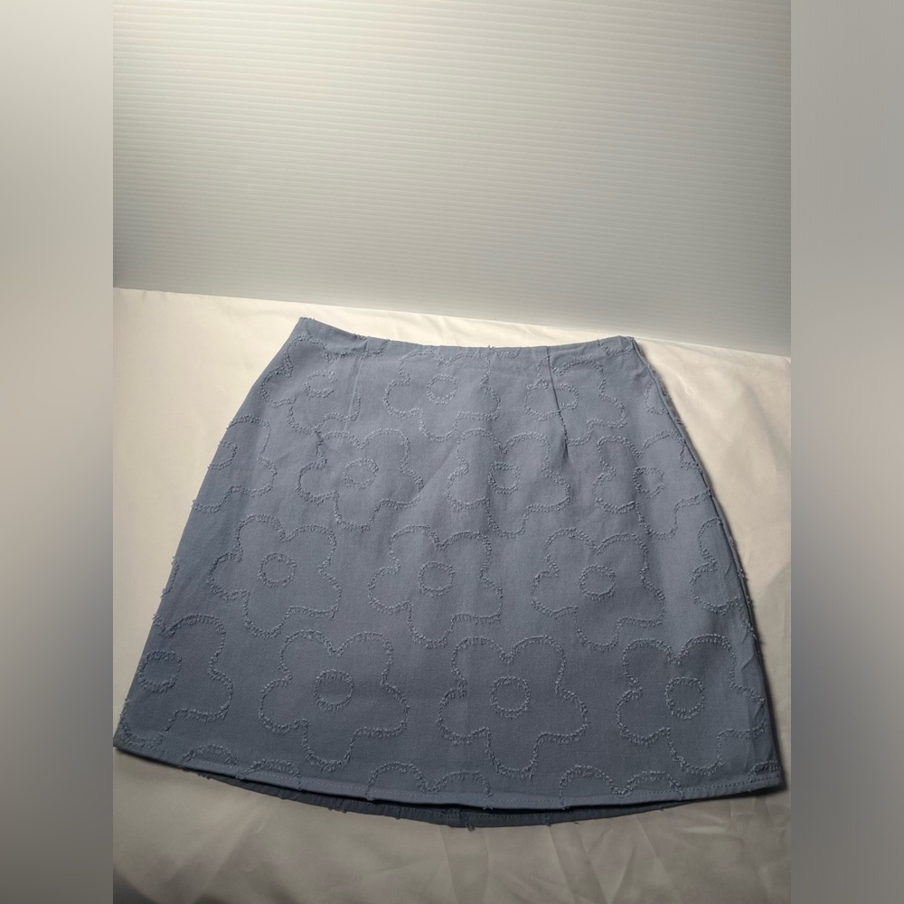 BLUE BLUSH FLORAL PENCIL SKIRT SMALL SIZE